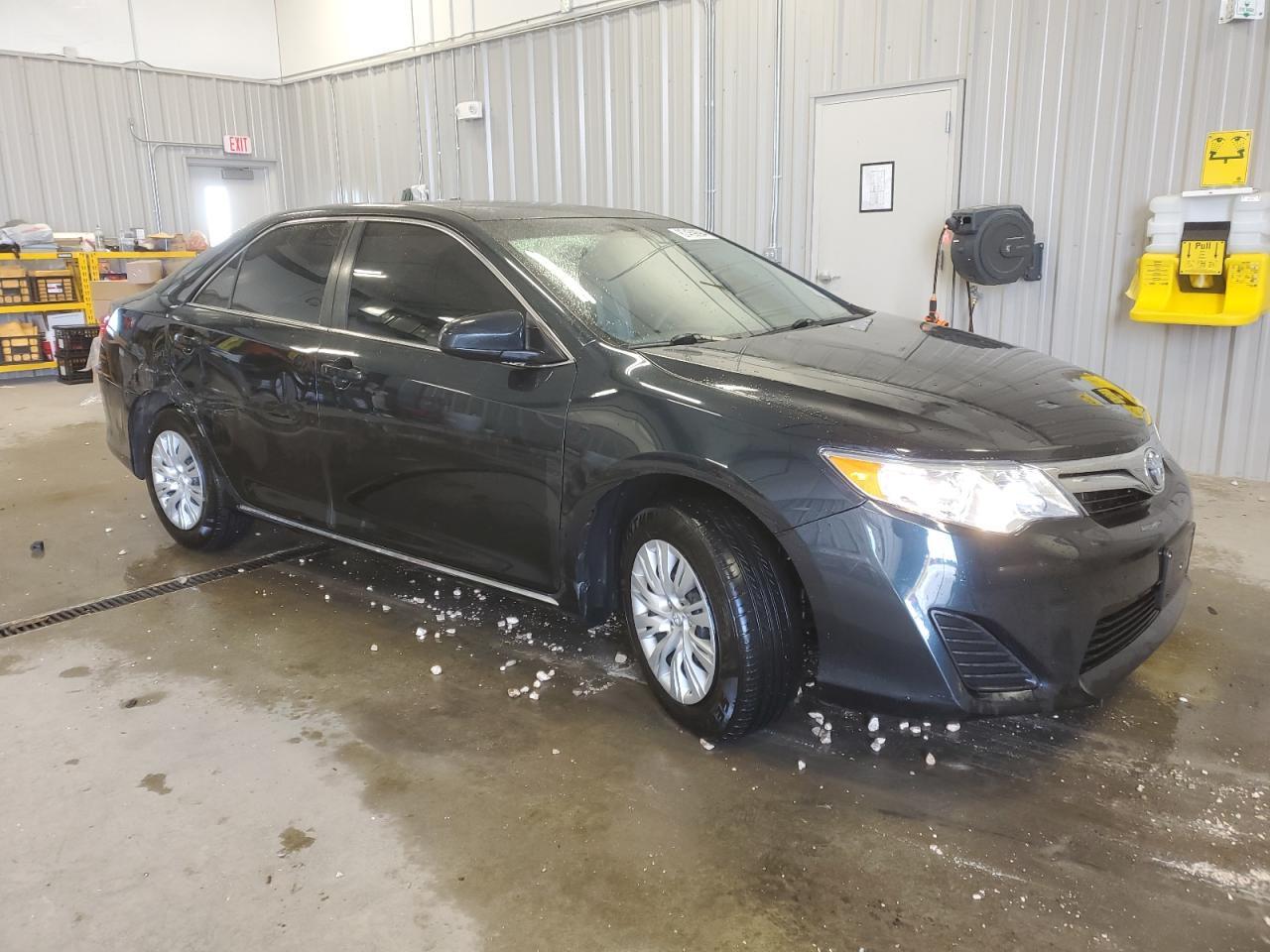 2014 TOYOTA CAMRY L - Image 4