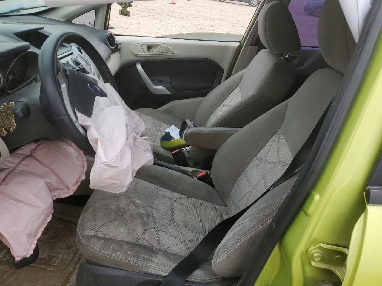 2013 FORD FIESTA SE - Image 7