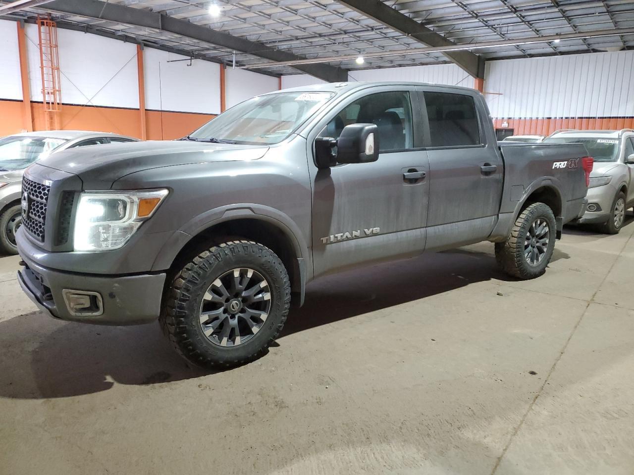 2018 NISSAN TITAN SV