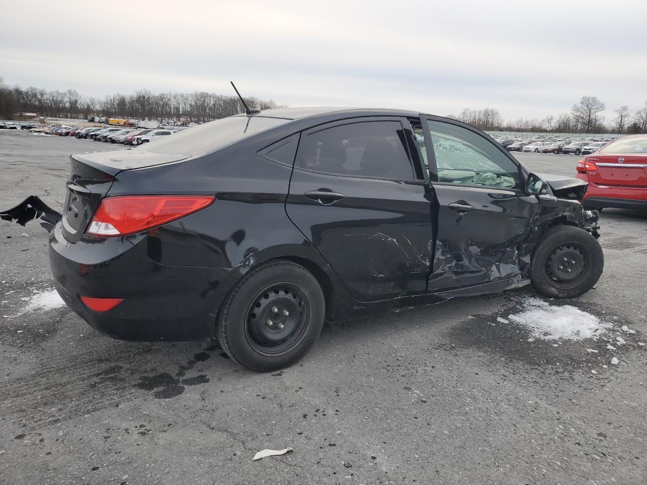 2016 HYUNDAI ACCENT SE - Фото 3