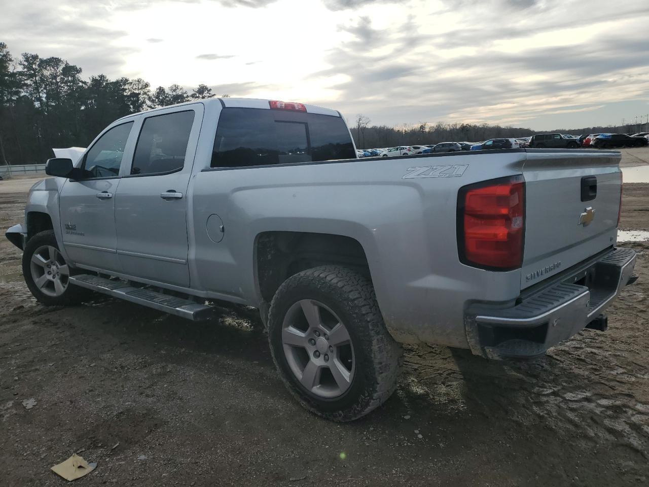 2015 CHEVROLET SILVERADO - Image 2