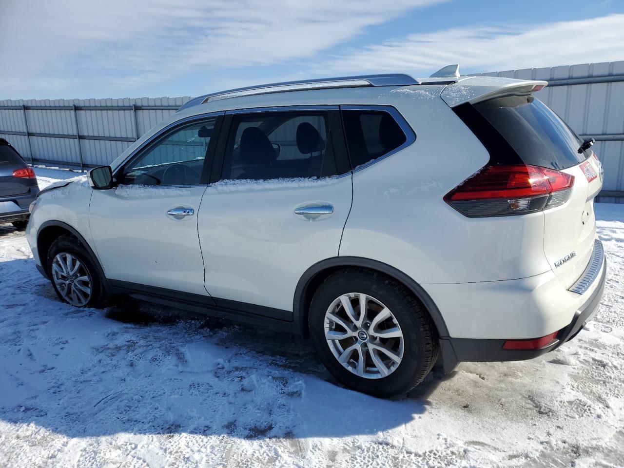 2017 NISSAN ROGUE S - Фото 2