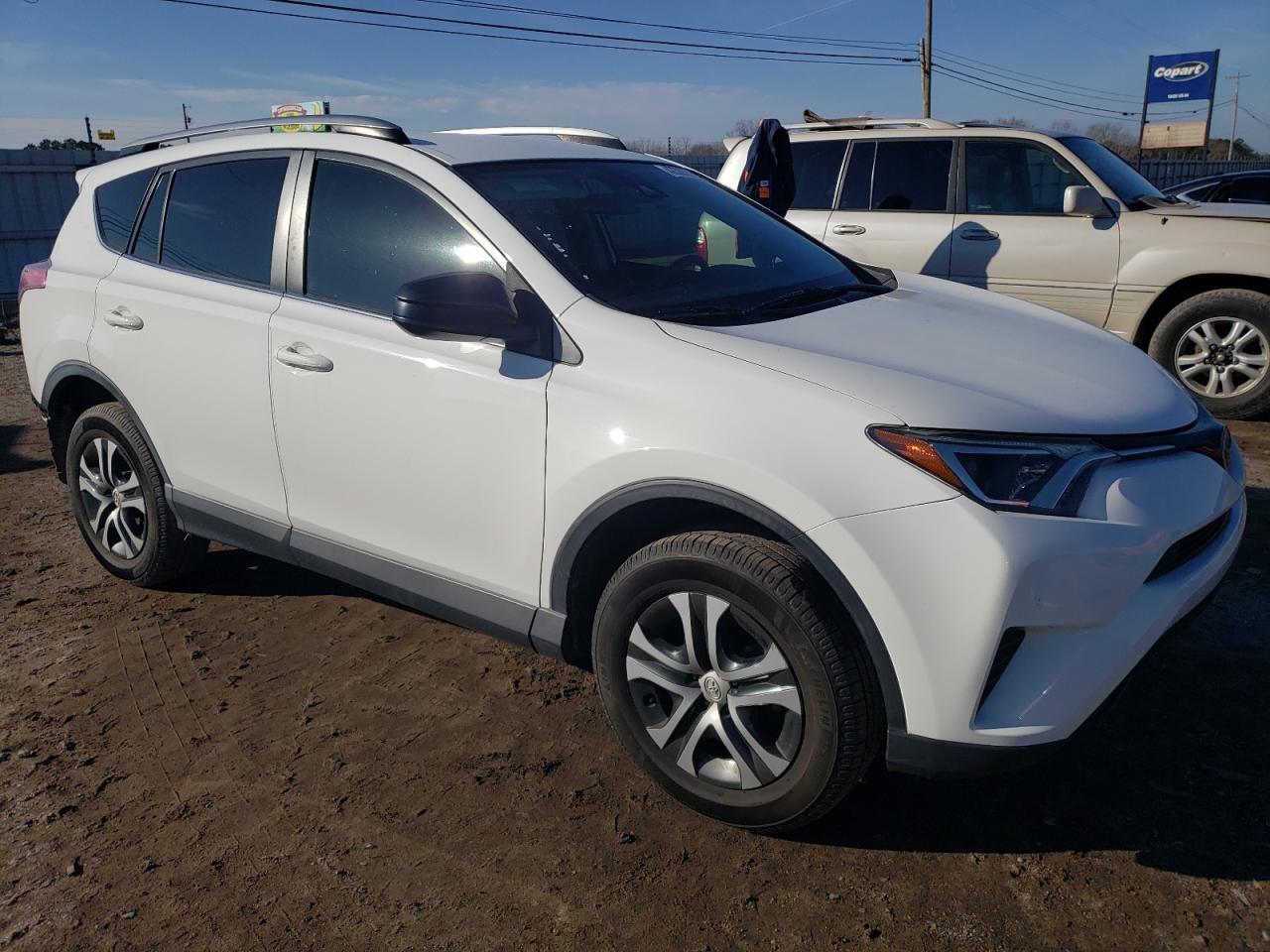 2018 TOYOTA RAV4 LE - Image 4