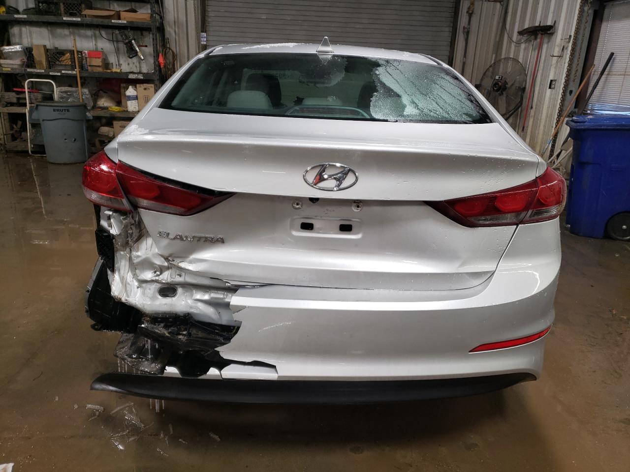 2017 HYUNDAI ELANTRA SE - Фото 6