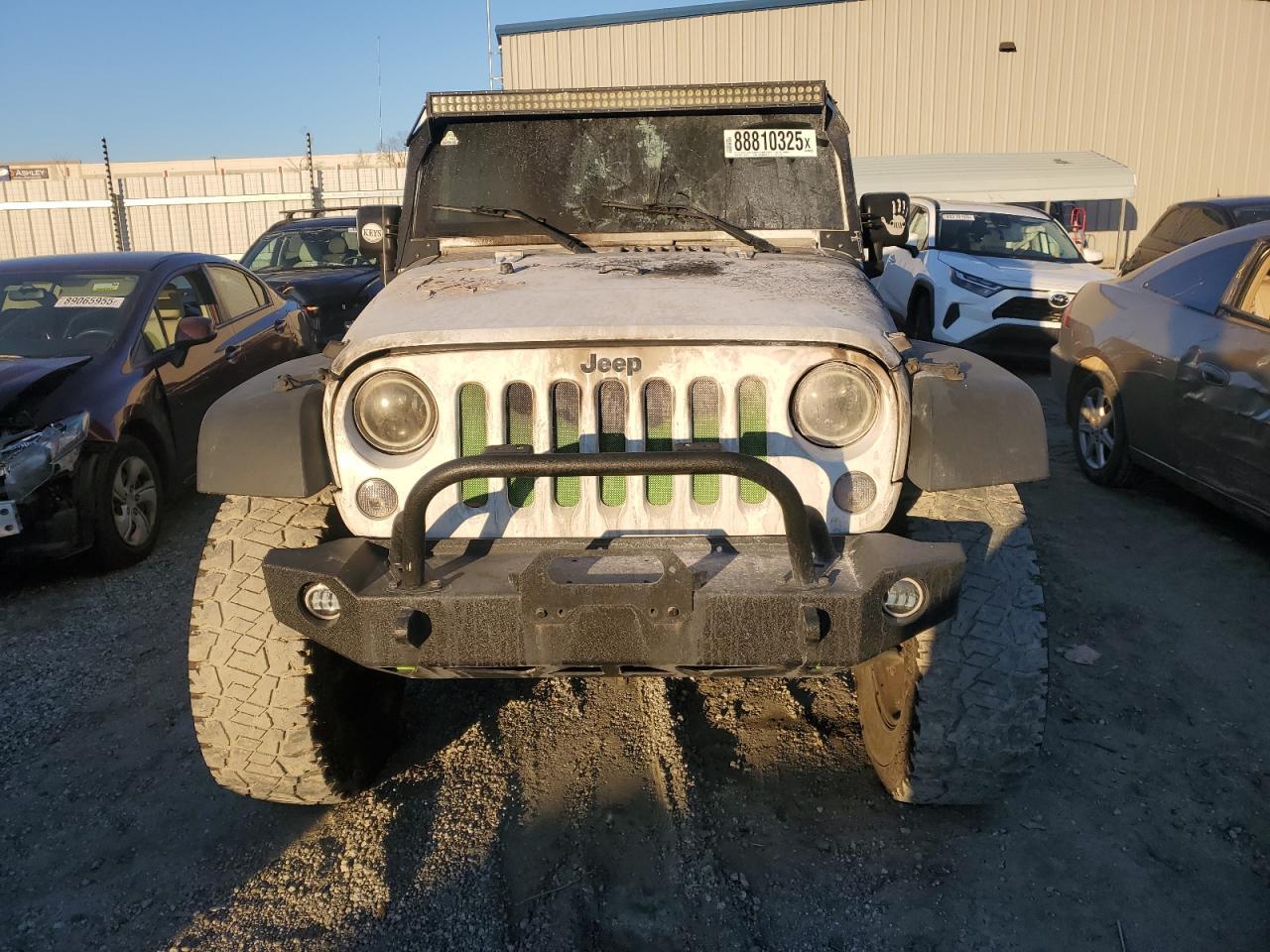 2015 JEEP WRANGLER U - Фото 5