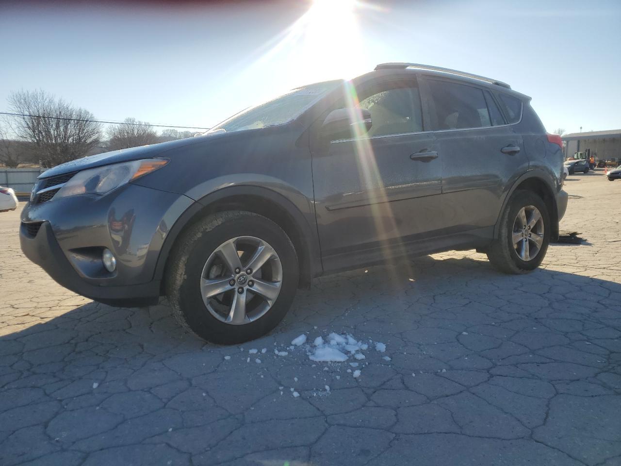 2015 TOYOTA RAV4 XLE