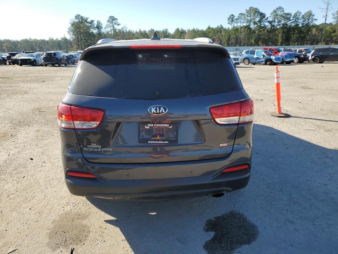 2017 KIA SORENTO LX - Фото 6