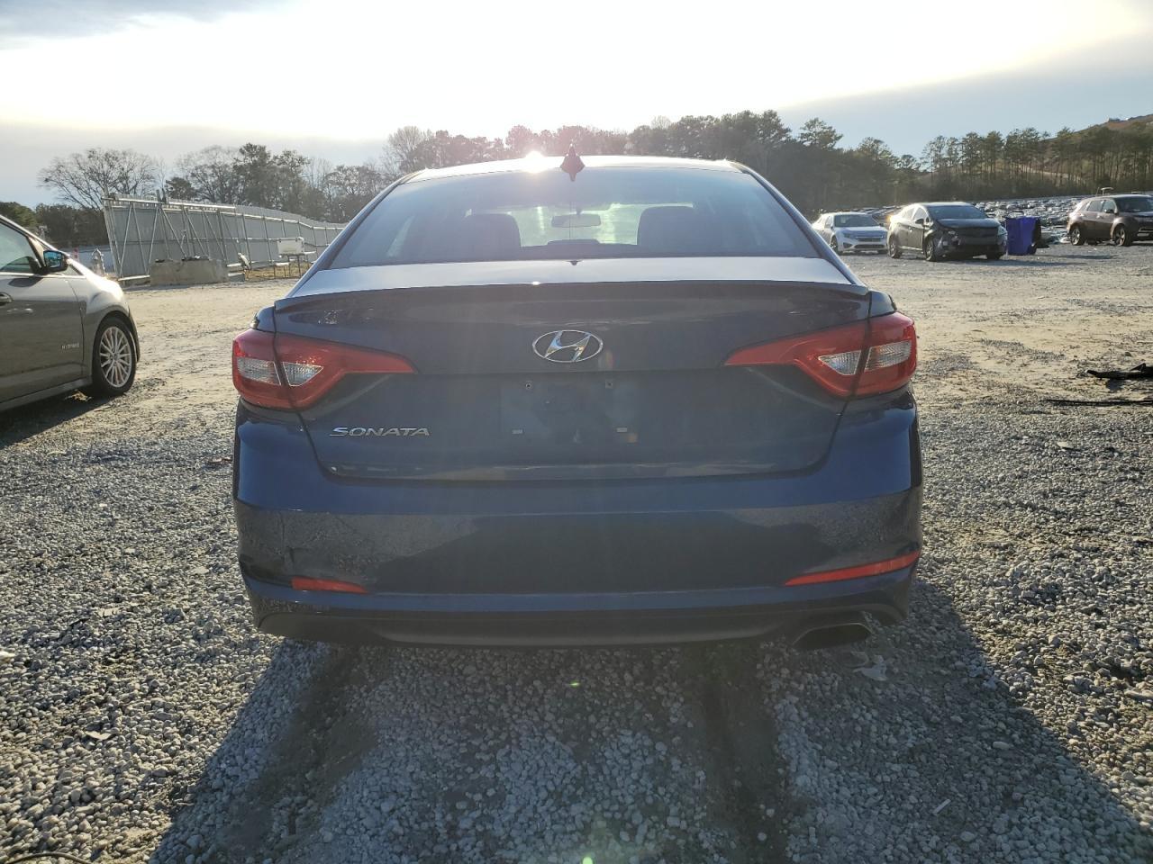 2017 HYUNDAI SONATA SE - Фото 6