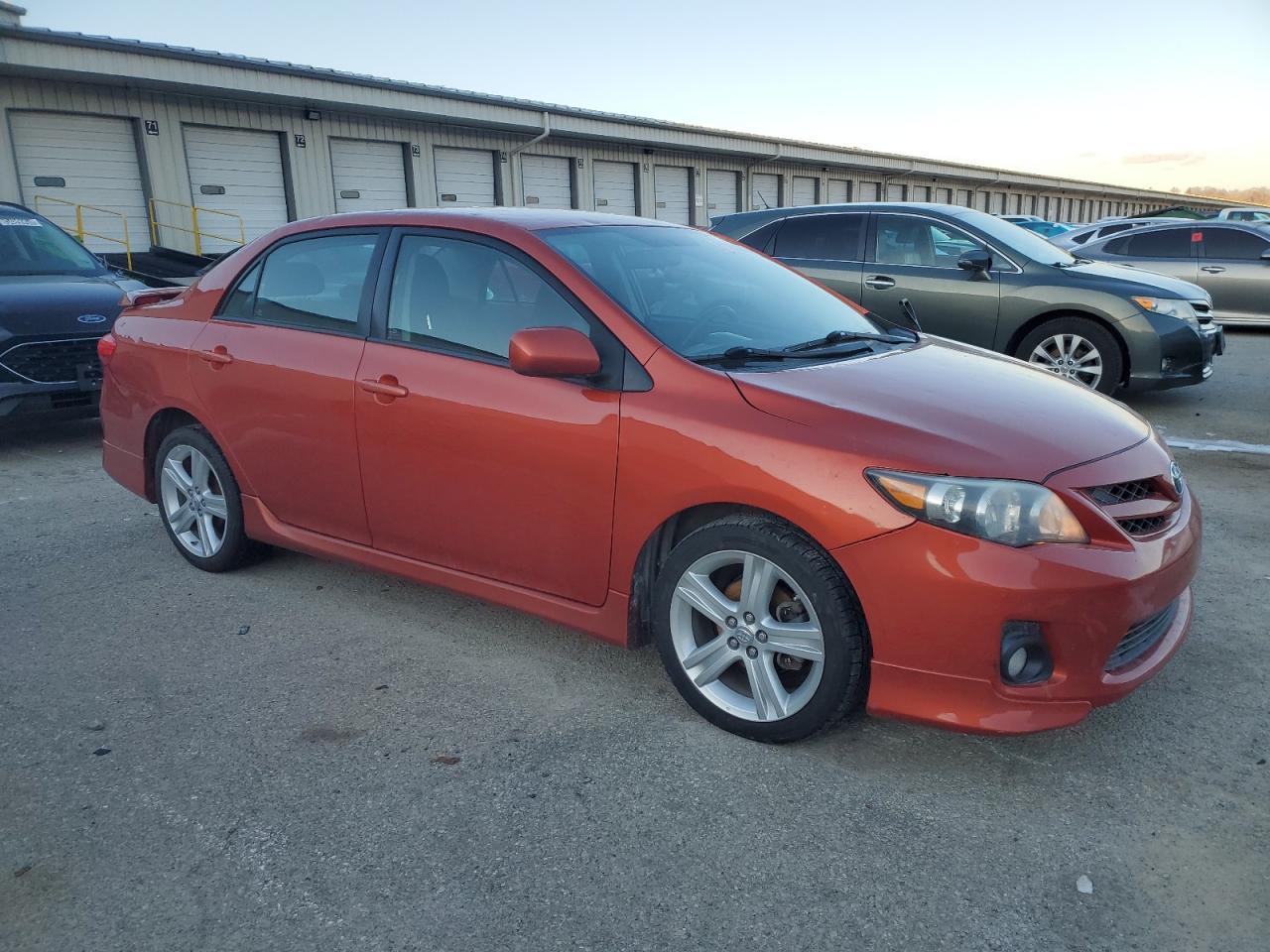 2013 TOYOTA COROLLA BA - Фото 4