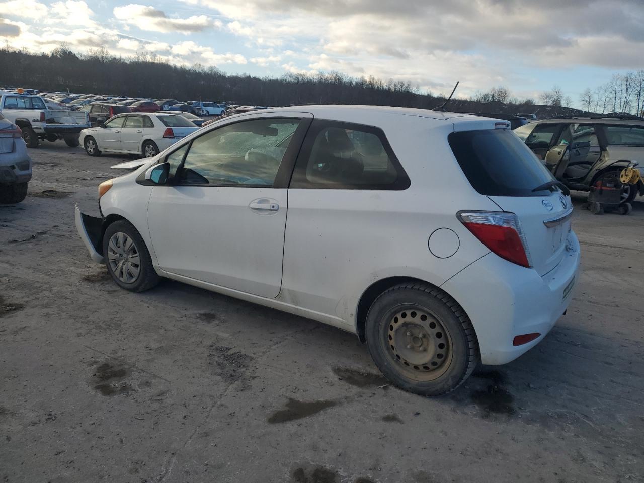 2012 TOYOTA YARIS - Image 2