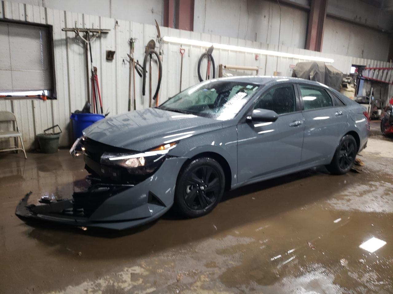 2023 HYUNDAI ELANTRA SE