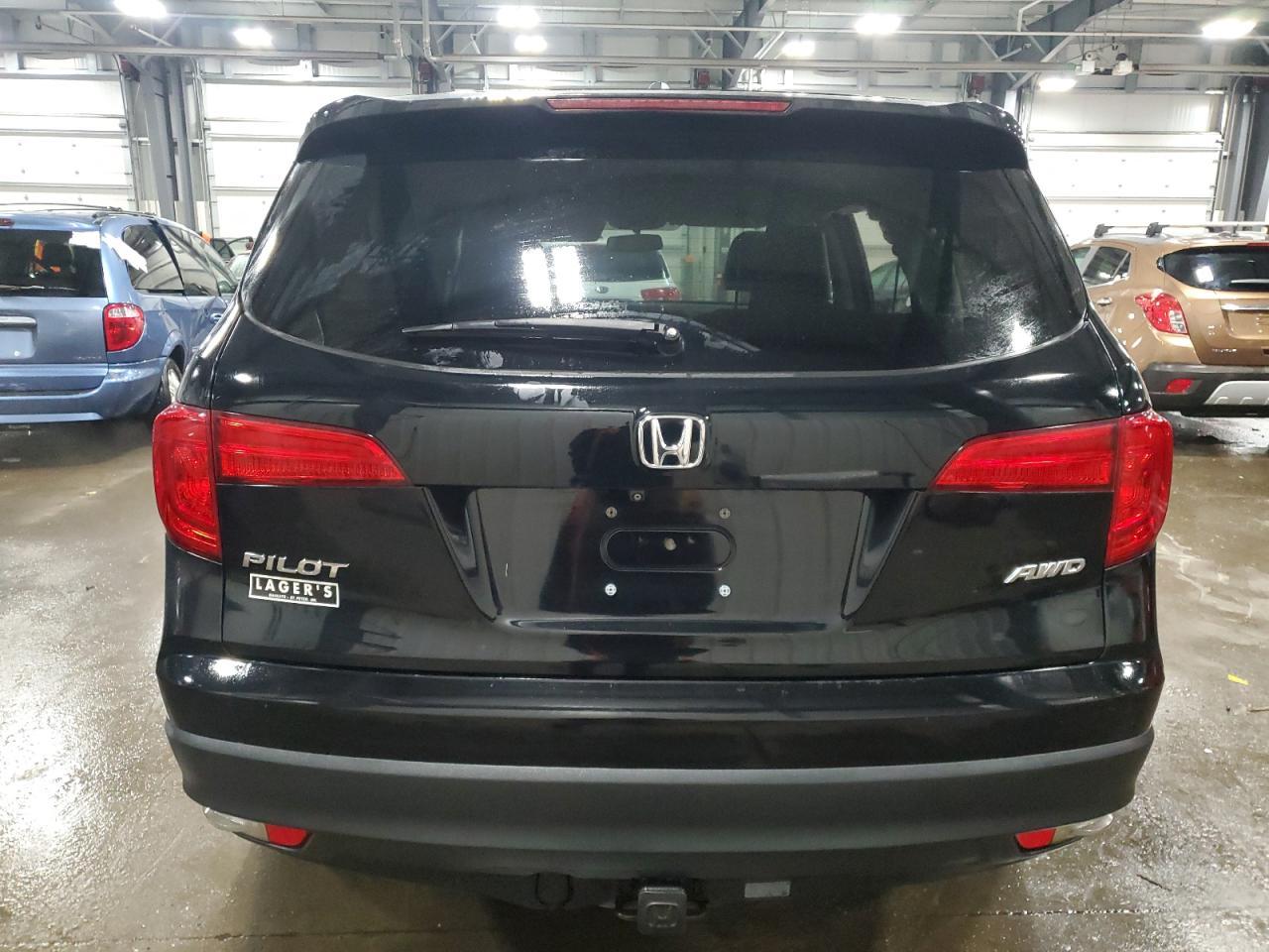 2017 HONDA PILOT EXL - Image 6