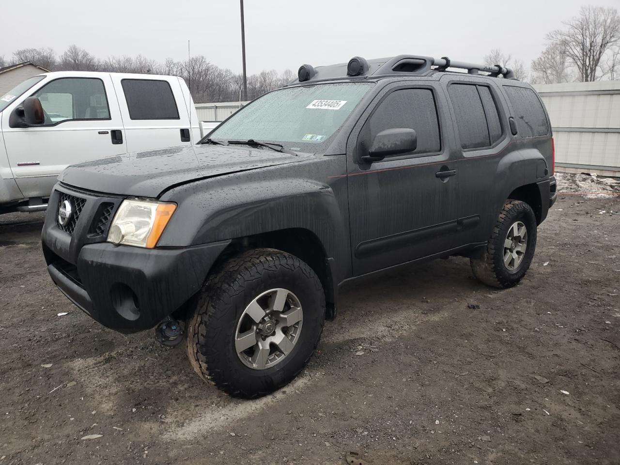 2011 NISSAN XTERRA OFF