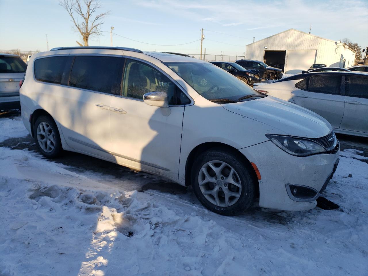 2020 CHRYSLER PACIFICA L - Image 4