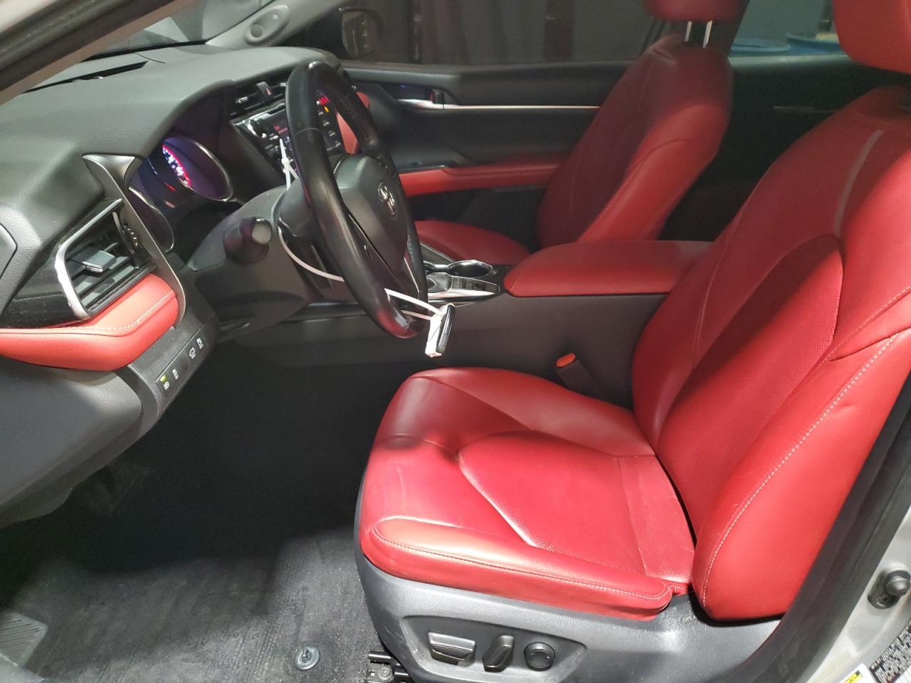 2019 TOYOTA CAMRY XSE - Image 7