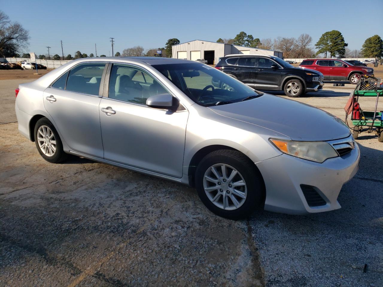 2012 TOYOTA CAMRY BASE - Фото 4