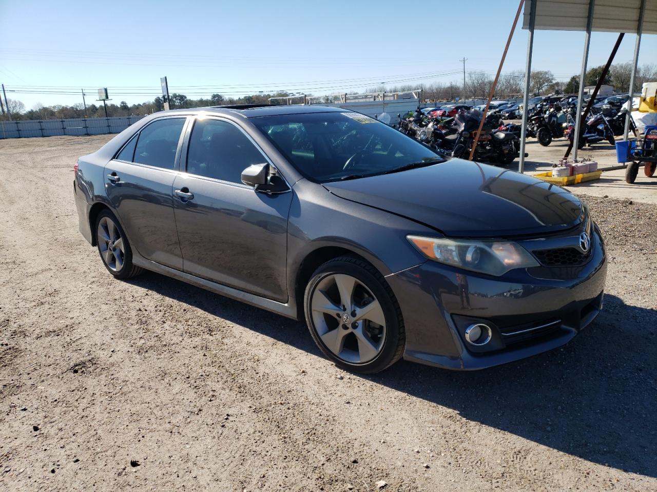 2012 TOYOTA CAMRY SE - Фото 4