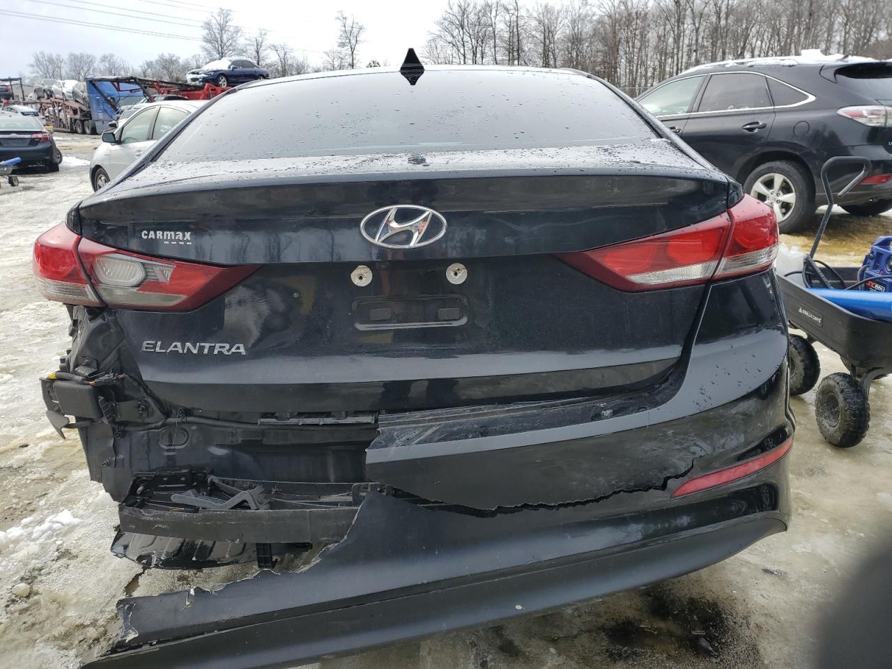 2018 HYUNDAI ELANTRA SE - Фото 6