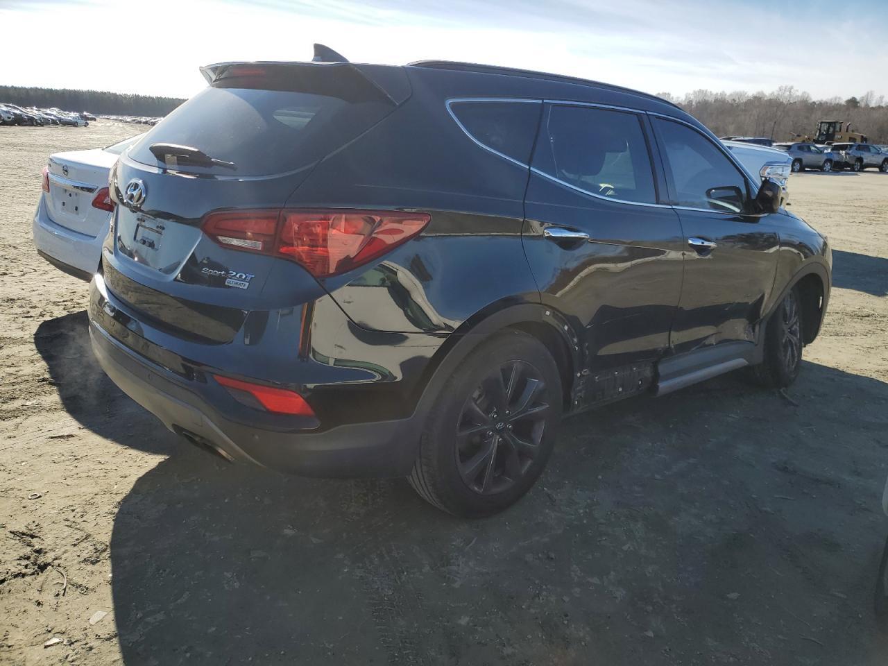 2017 HYUNDAI SANTA FE S - Image 3