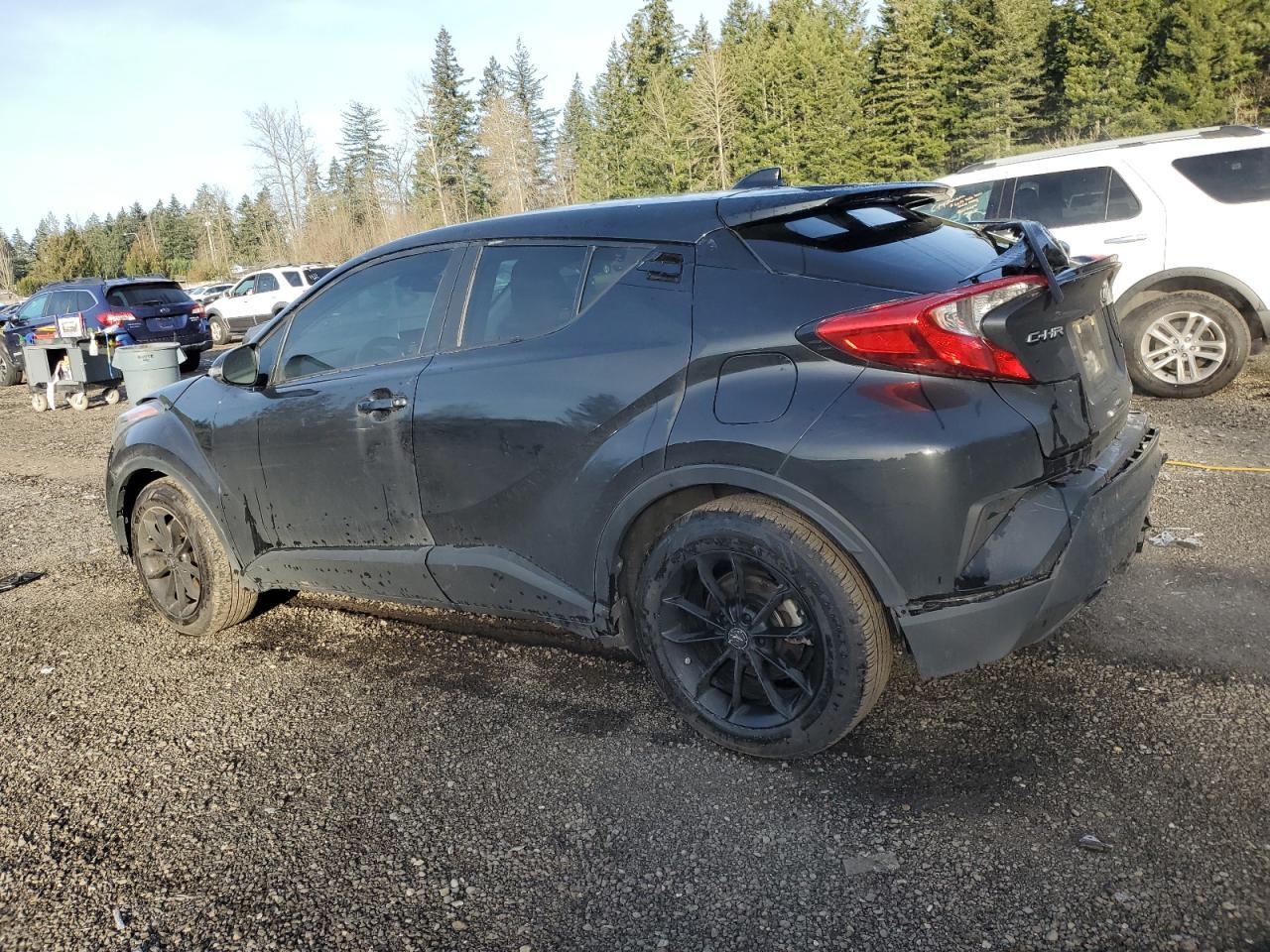 2021 TOYOTA C-HR XLE - Фото 2