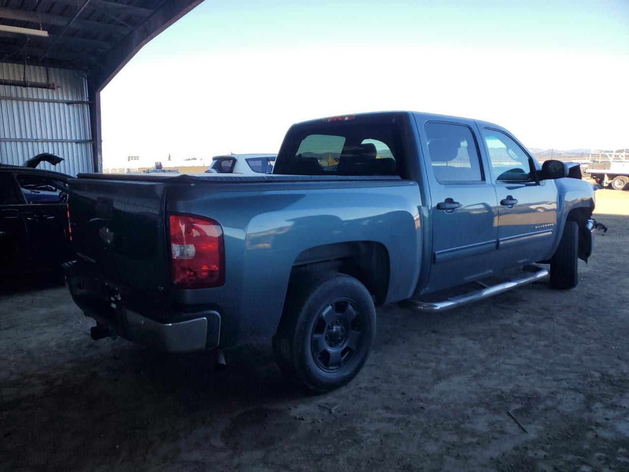 2013 CHEVROLET SILVERADO - Фото 3