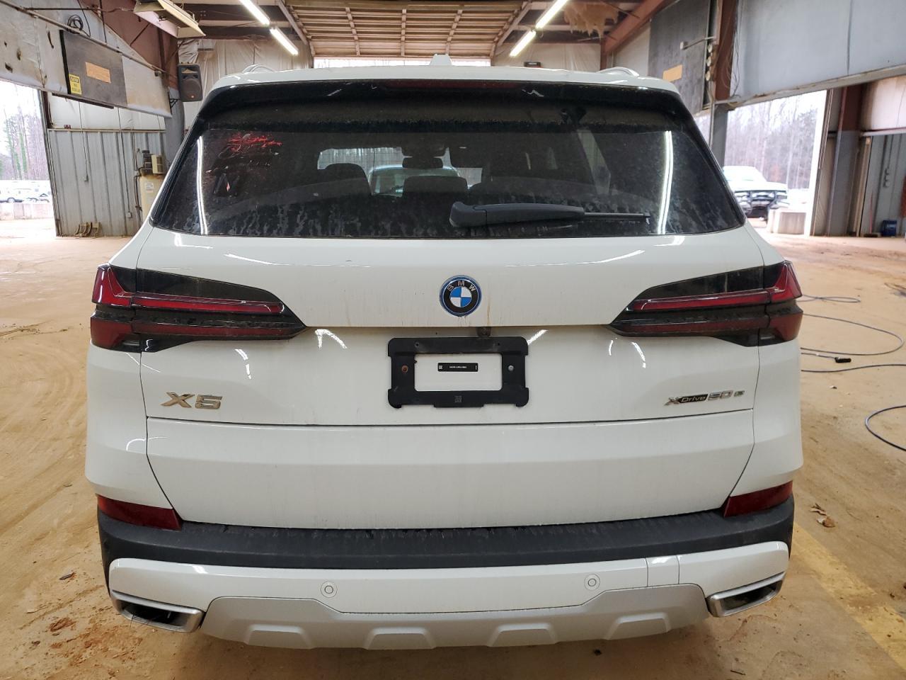 2024 BMW X5 XDRIVE5 - Image 6