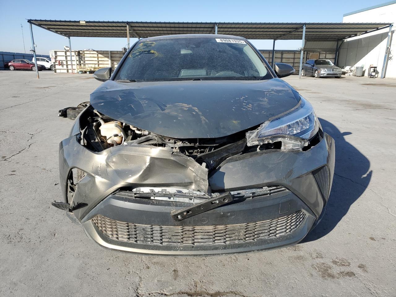 2021 TOYOTA C-HR XLE - Фото 5