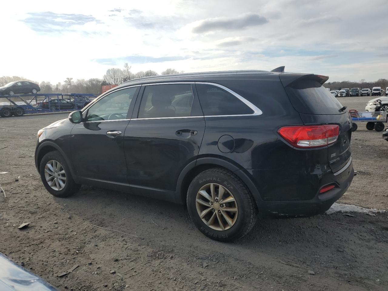 2016 KIA SORENTO LX - Image 2