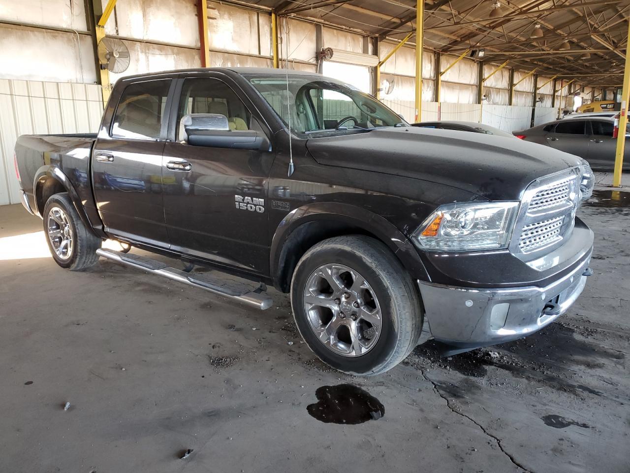 2017 RAM 1500 LARAM - Image 4