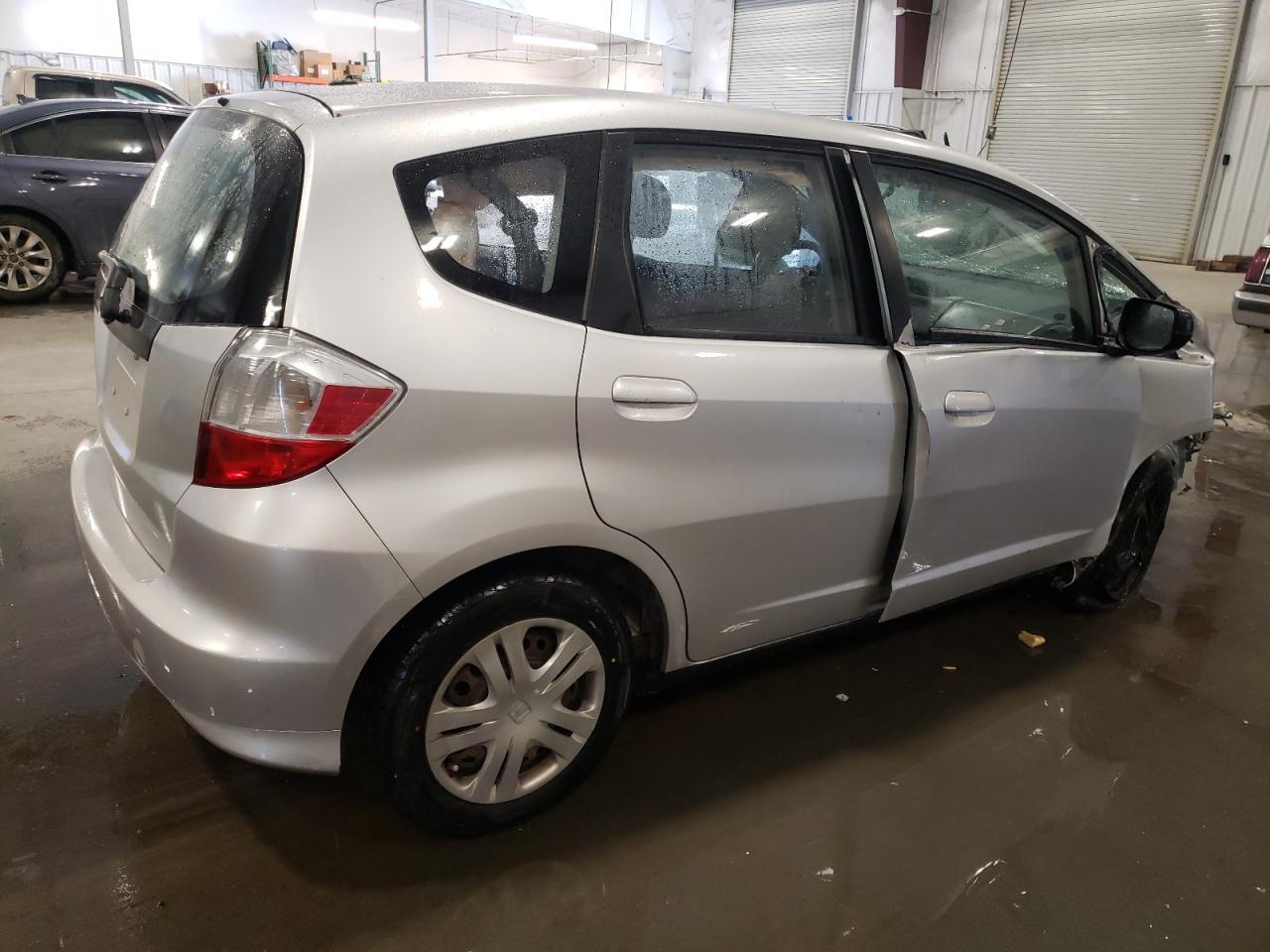 2011 HONDA FIT - Image 3
