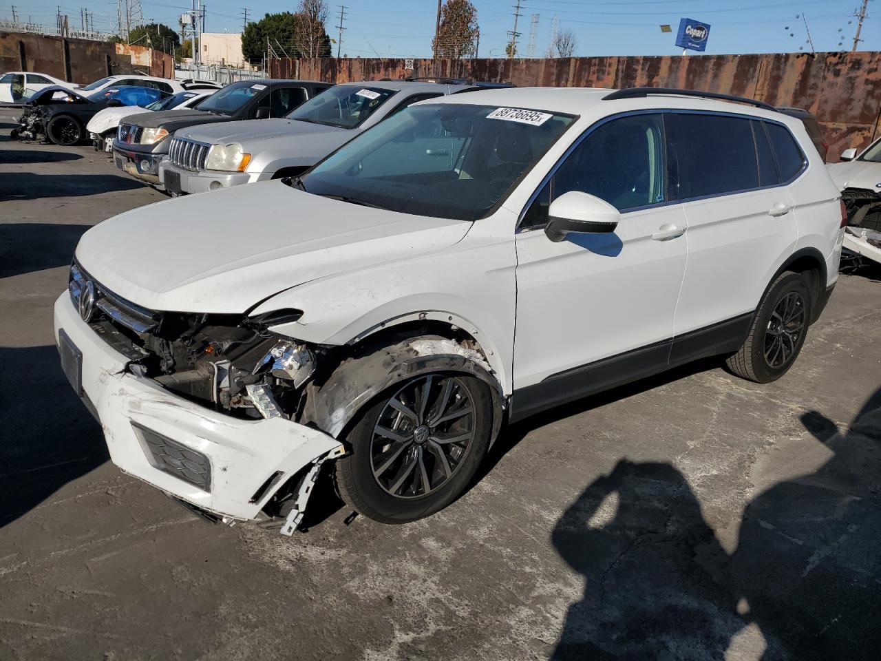 2021 VOLKSWAGEN TIGUAN SE