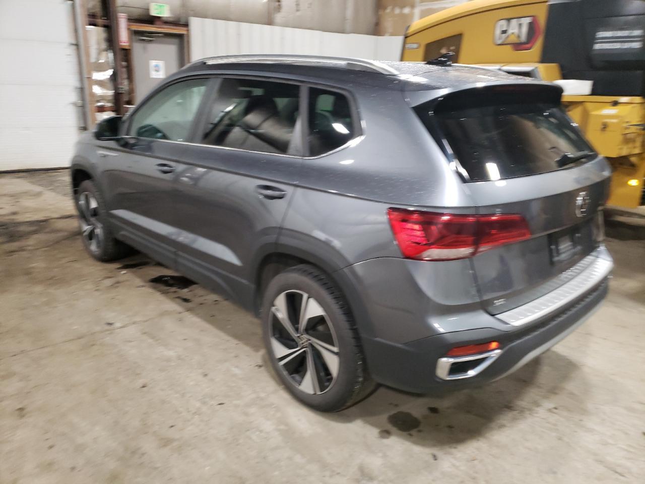 2023 VOLKSWAGEN TAOS SE - Фото 2