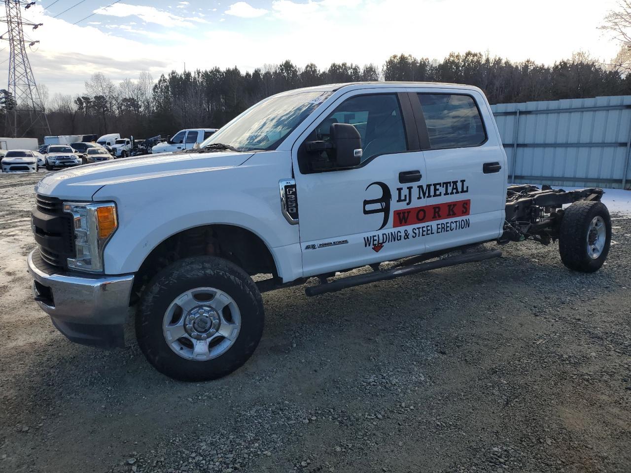2017 FORD F350 SUPER