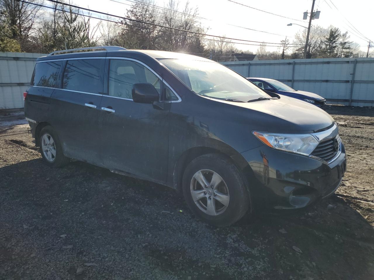2014 NISSAN QUEST S - Image 4