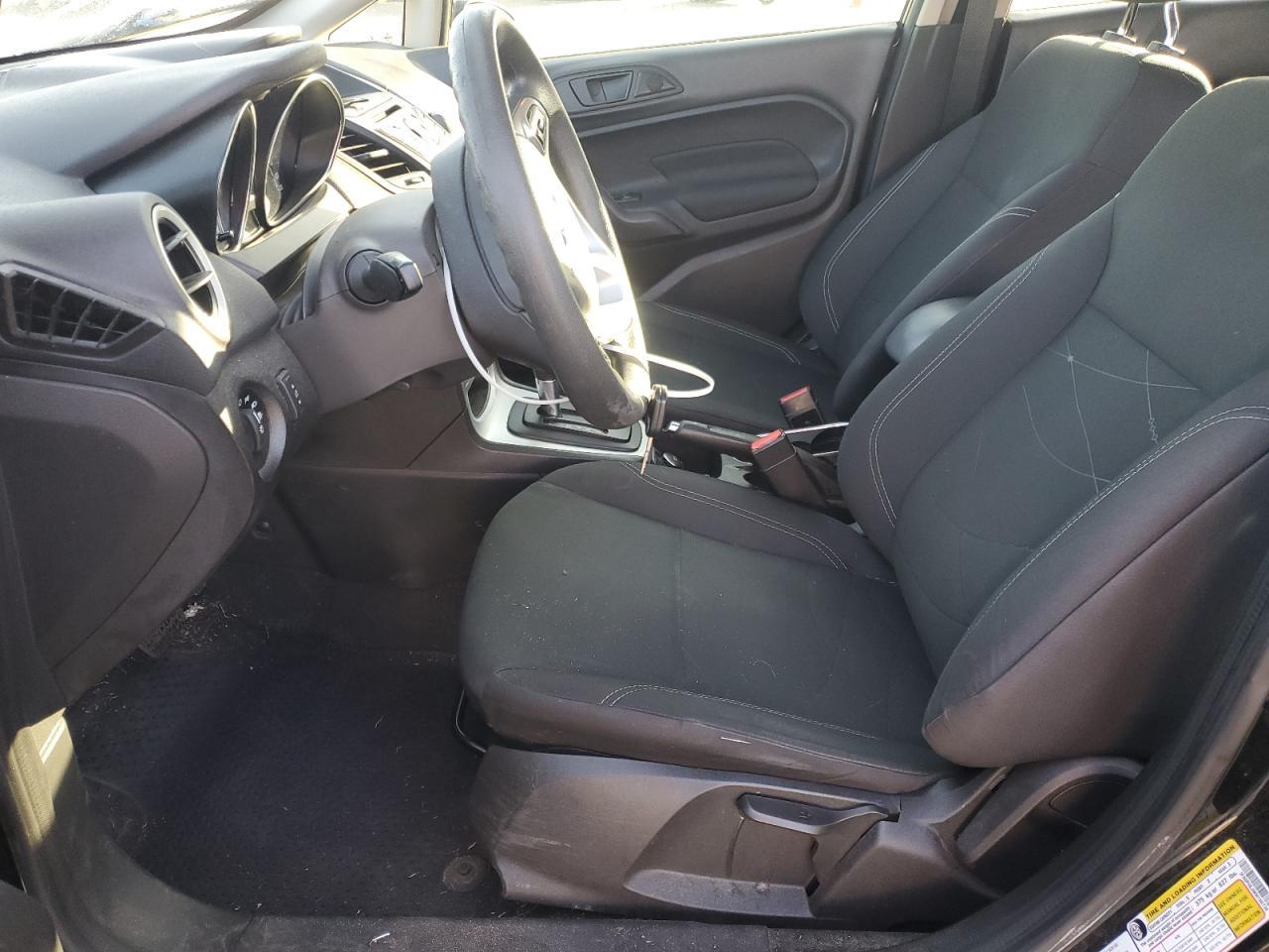 2019 FORD FIESTA SE - Image 7