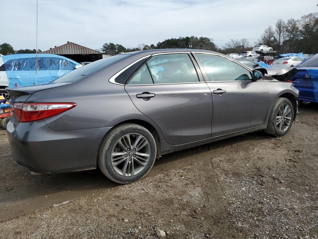 2017 TOYOTA CAMRY LE - Image 3