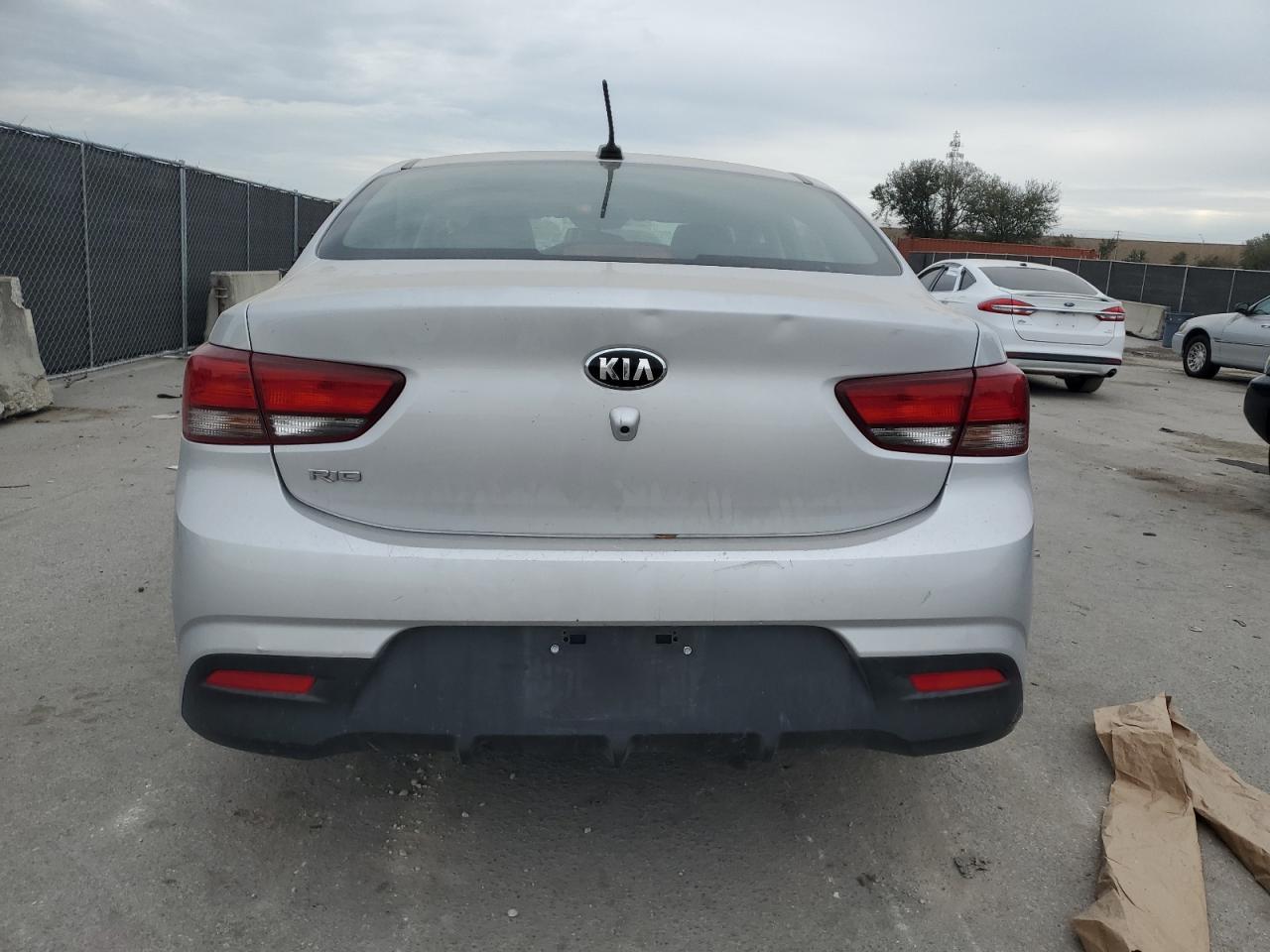 2020 KIA RIO LX - Фото 6