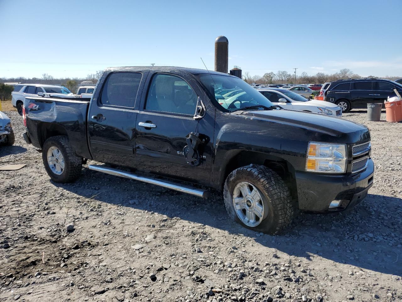 2013 CHEVROLET SILVERADO - Image 4