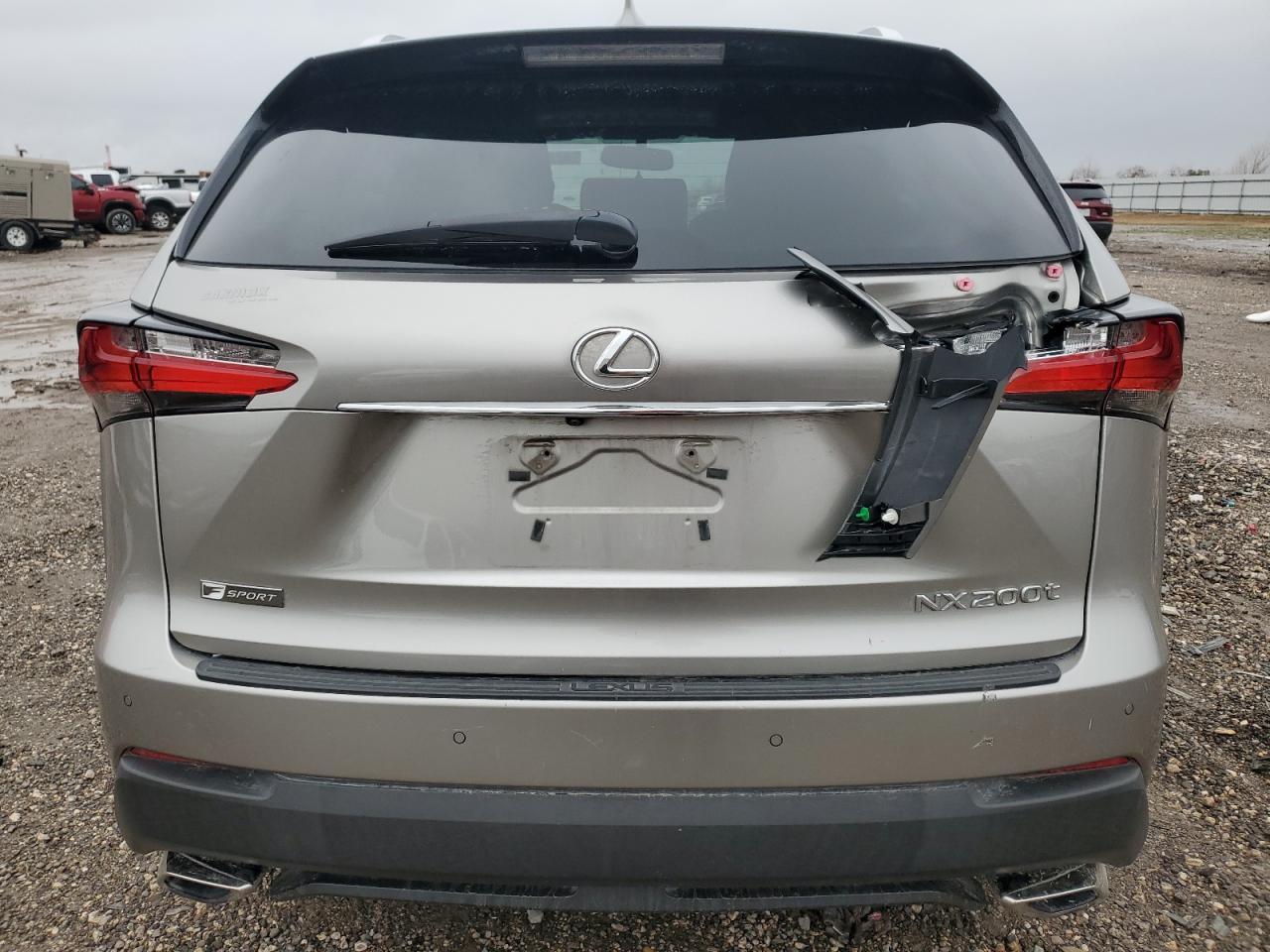 2016 LEXUS NX 200T BA - Фото 6