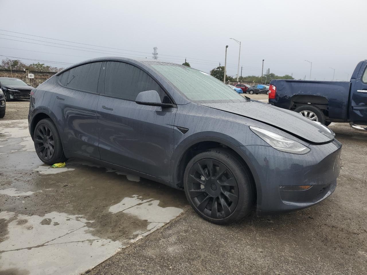 2023 TESLA MODEL Y - Фото 4