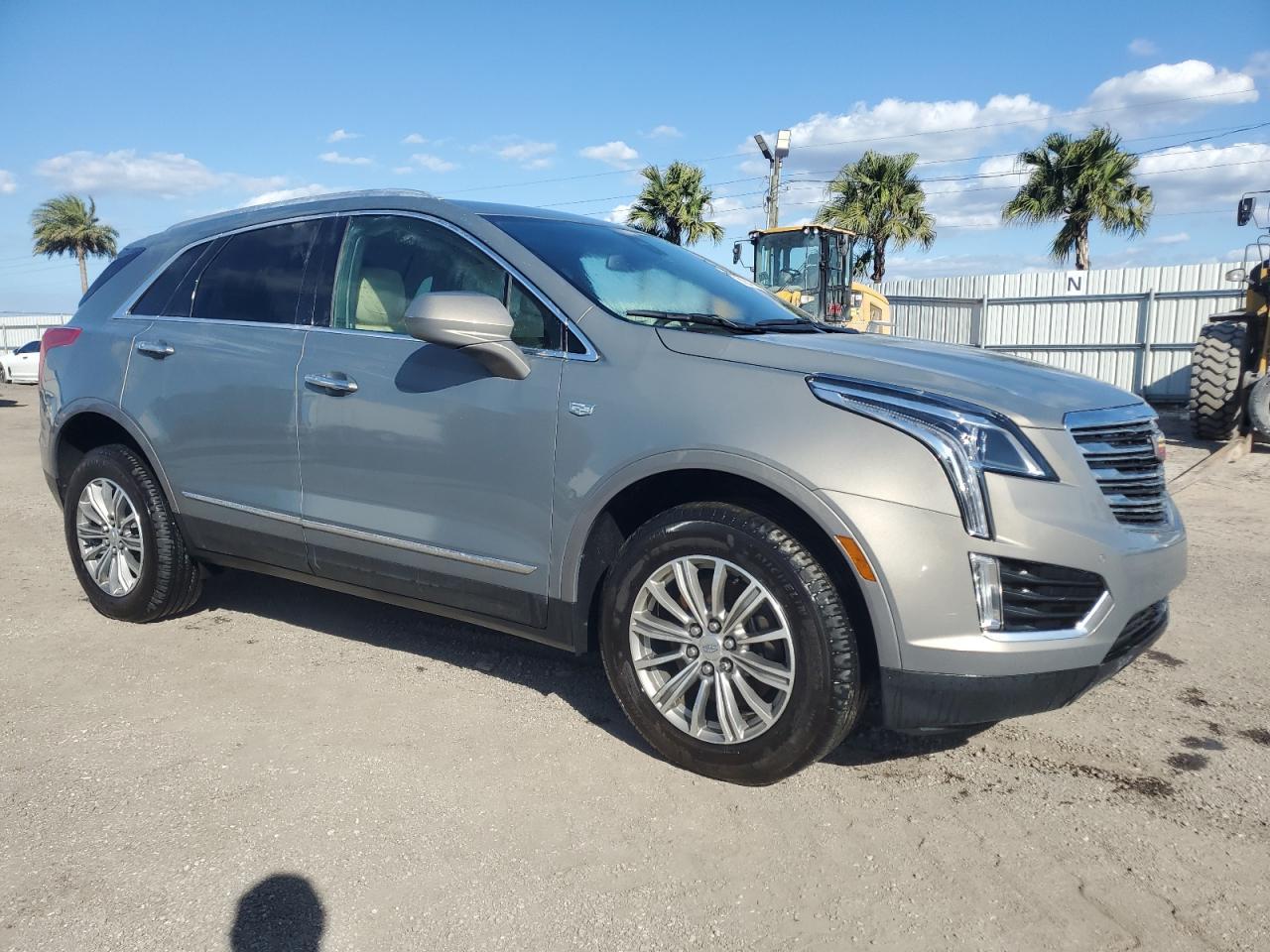 2019 CADILLAC XT5 LUXURY - Image 4