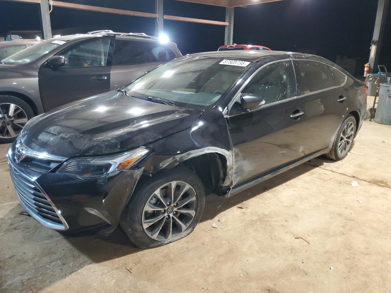 2016 TOYOTA AVALON XLE