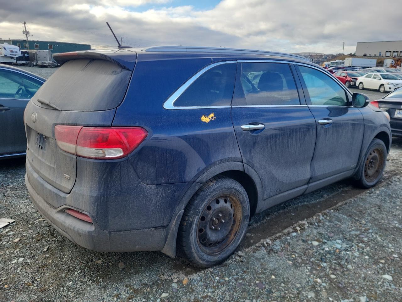 2017 KIA SORENTO LX - Фото 3