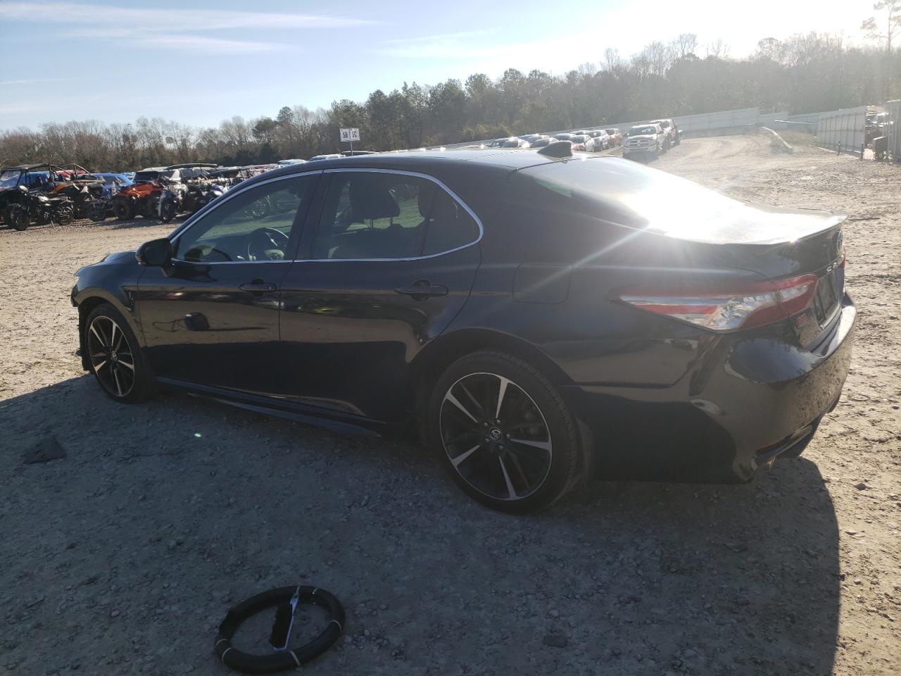 2019 TOYOTA CAMRY XSE - Фото 2