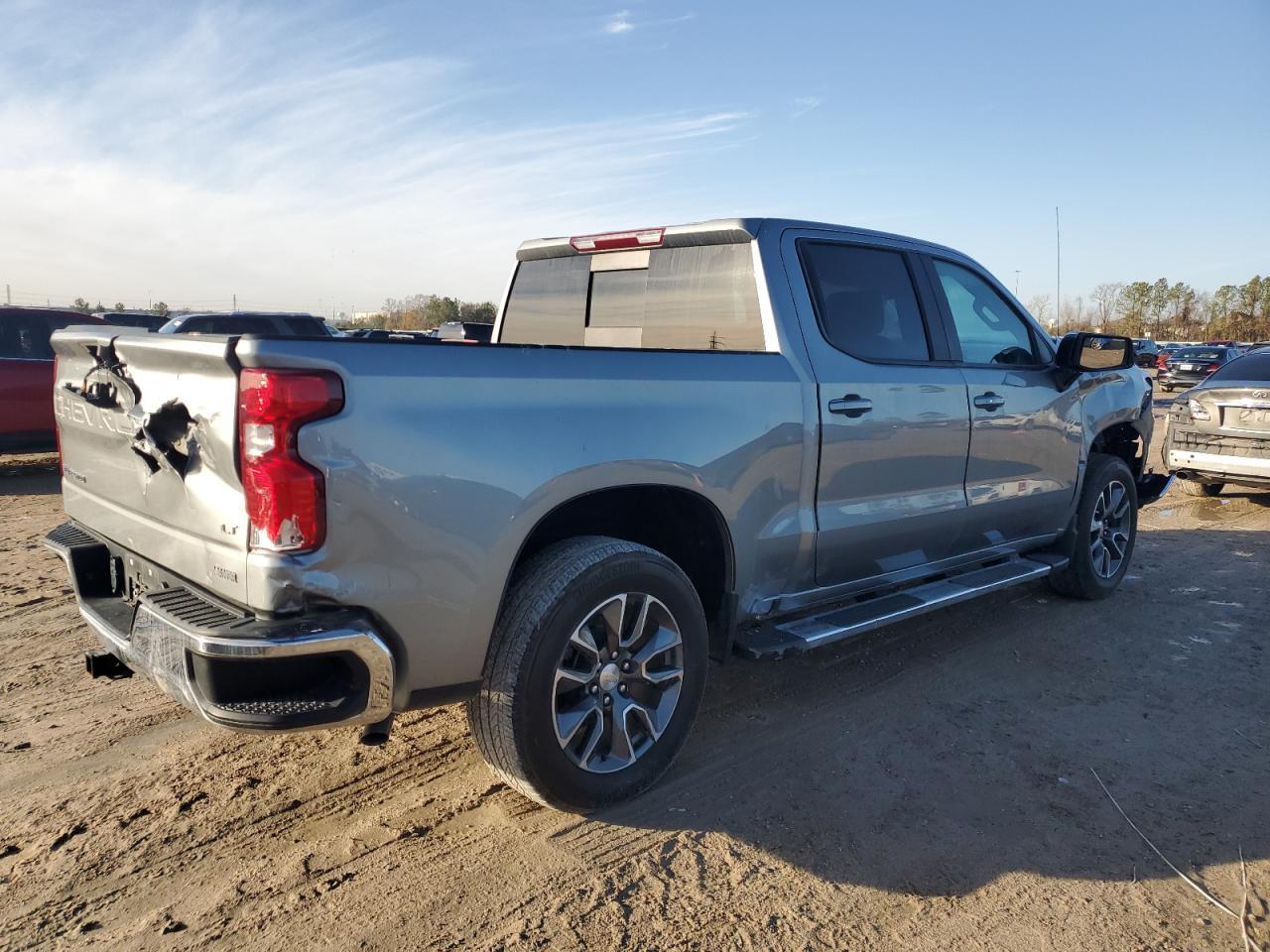 2023 CHEVROLET SILVERADO - Image 3