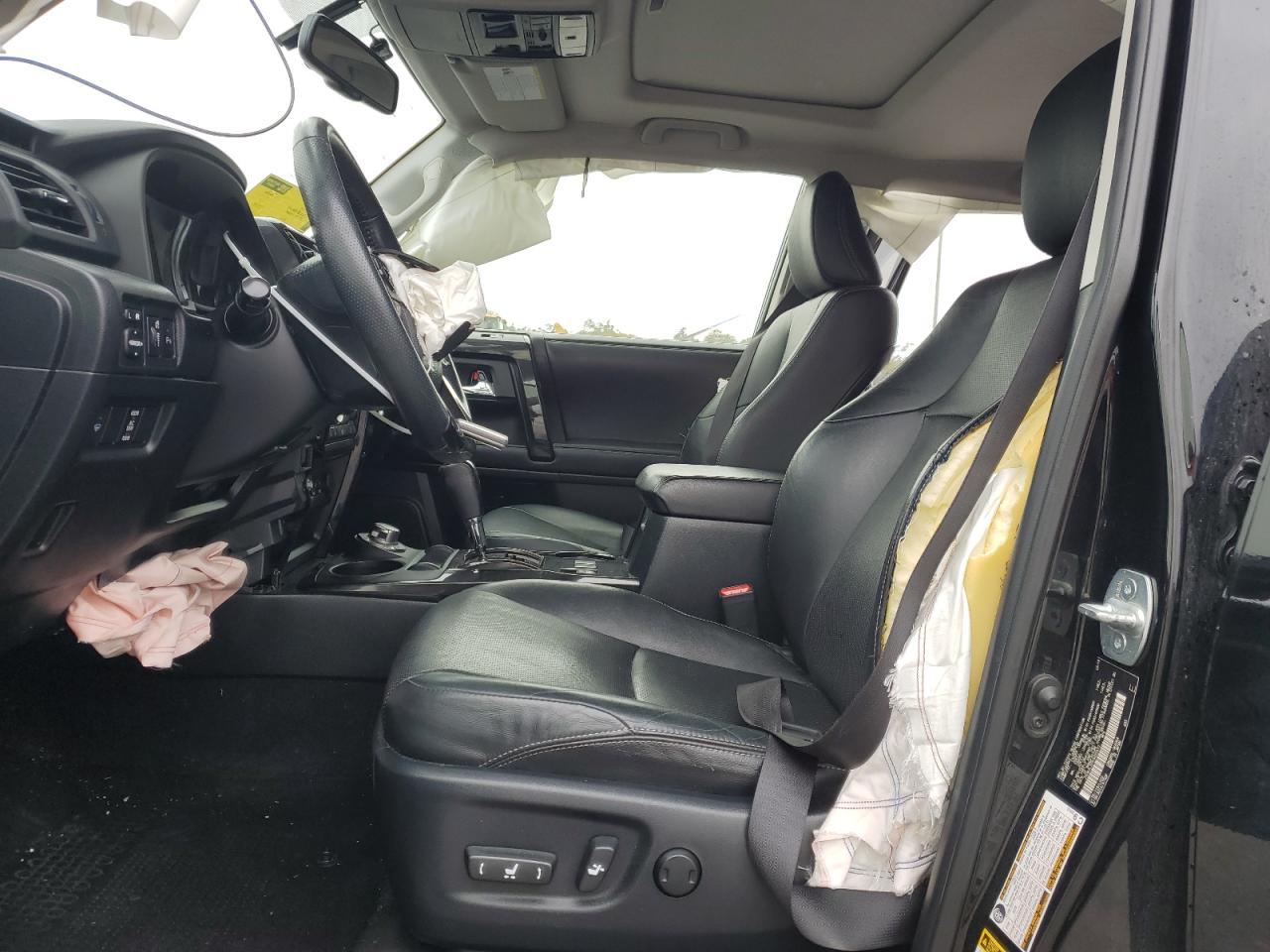 2019 TOYOTA 4RUNNER SR - Image 7