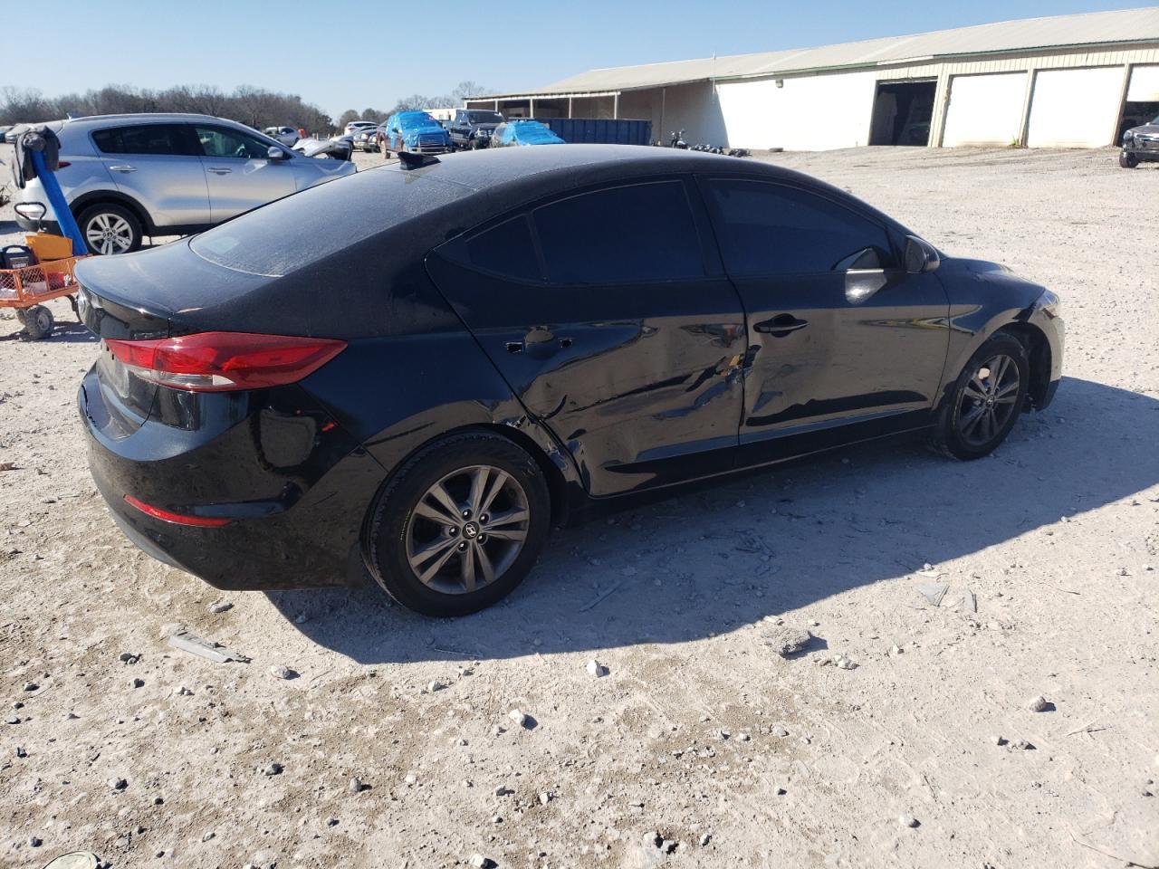 2017 HYUNDAI ELANTRA SE - Image 3