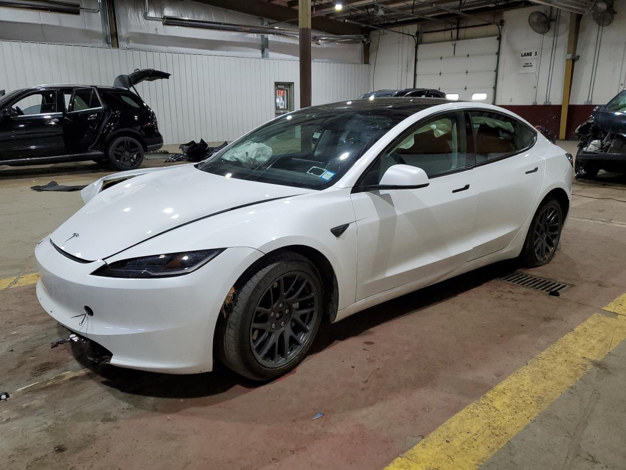 2024 TESLA MODEL 3