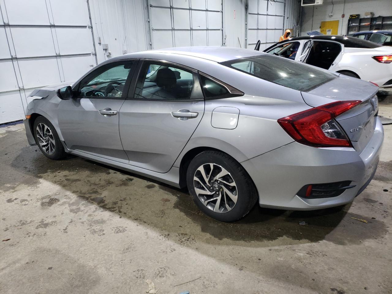 2016 HONDA CIVIC EX - Фото 2