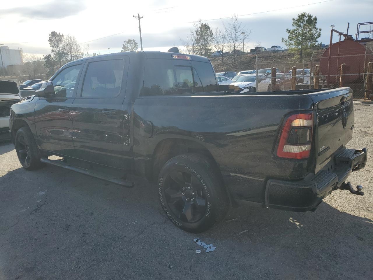 2019 RAM 1500 BIG H - Фото 2